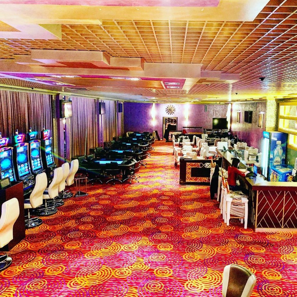 Покерный клуб Diamonds Казахстан